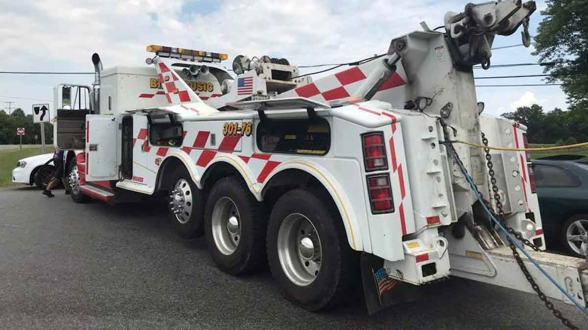 Heavy Towing Service Patuxent River Area